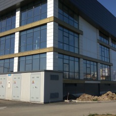 exterior finalizat - Refunctionalizare depozit tuica-vin in cladire de birouri - Razvan P. Botofan - Birou de arhitectura